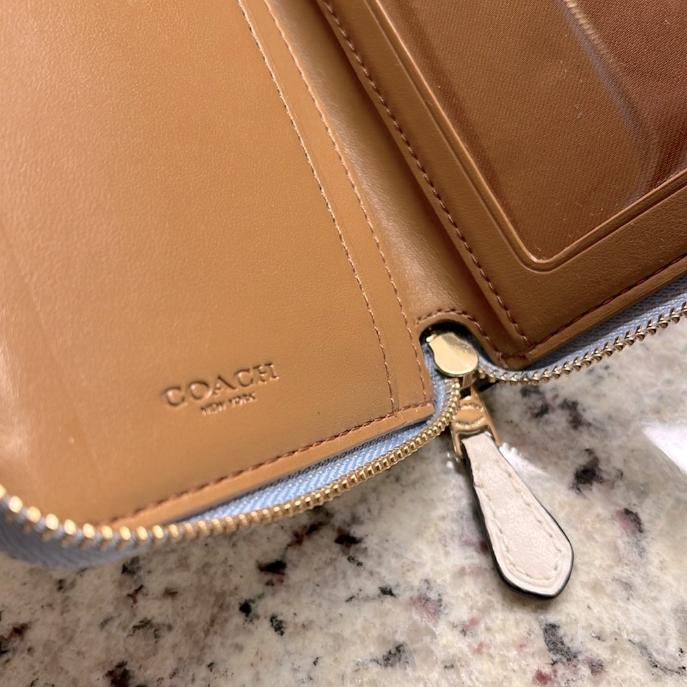 Coach Orange Summer Print Wallet EUC - Picture 8 of 10